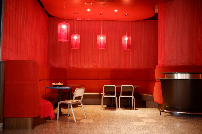 Wing Snob restaurant dining area interior